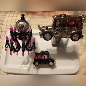 Wallflower and pocketbac